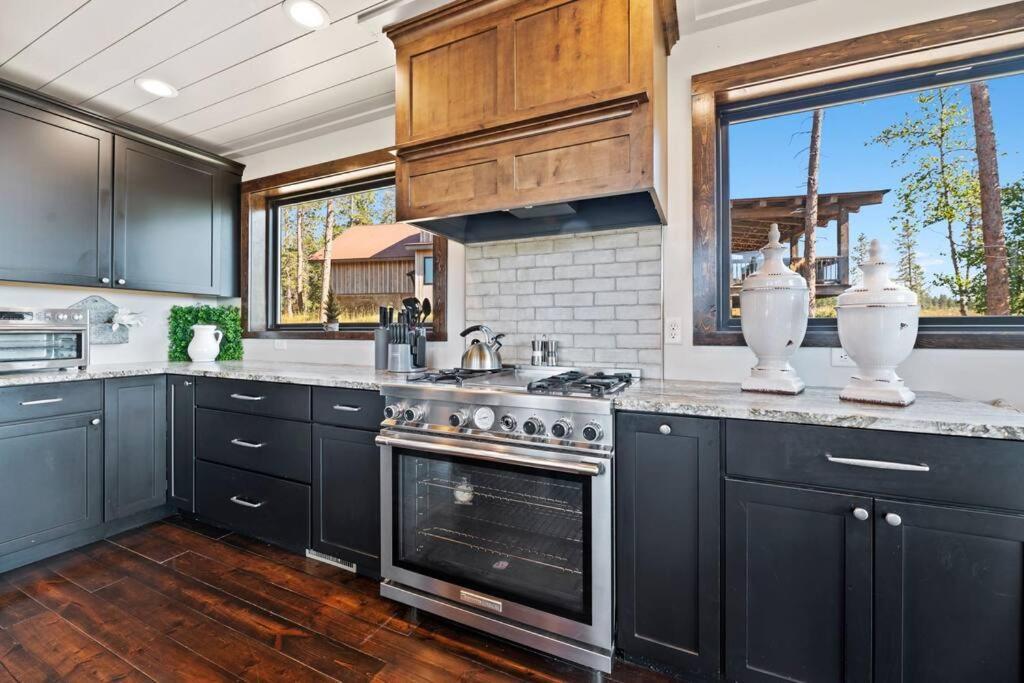 Altitude Adjustment- Panoramic Views, Sleeps 12 Lead Exterior foto